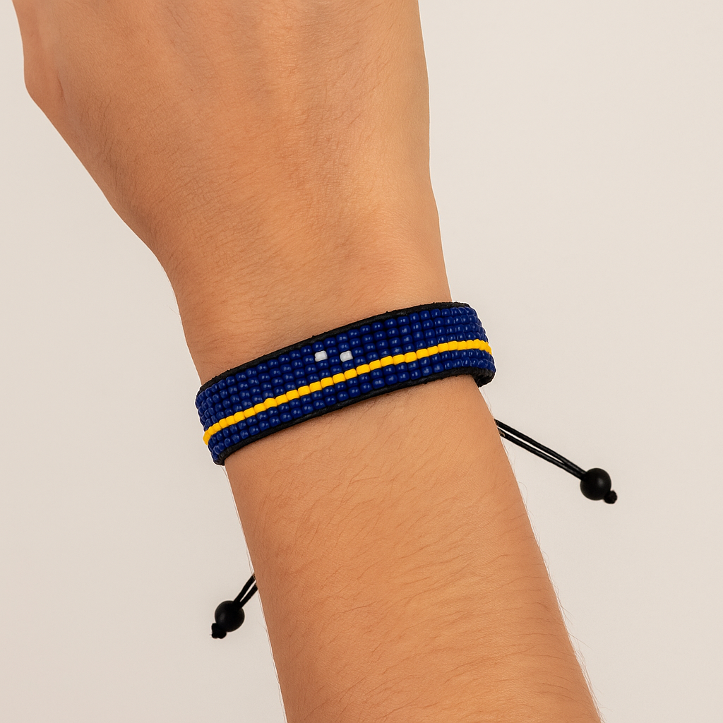 Curaçao Flag Bracelet: Handmade Adjustable Beaded Wristband