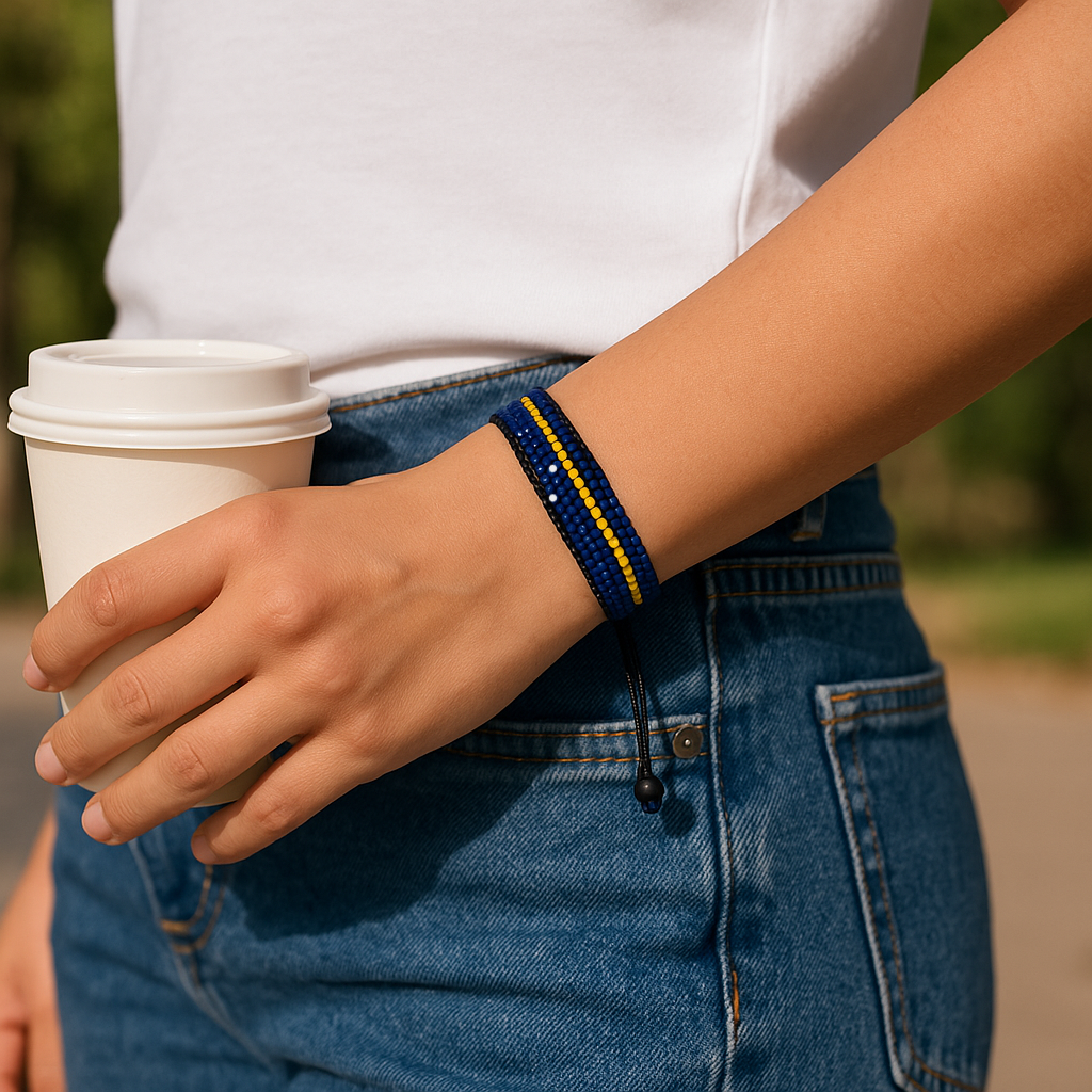 Curaçao Flag Bracelet: Handmade Adjustable Beaded Wristband