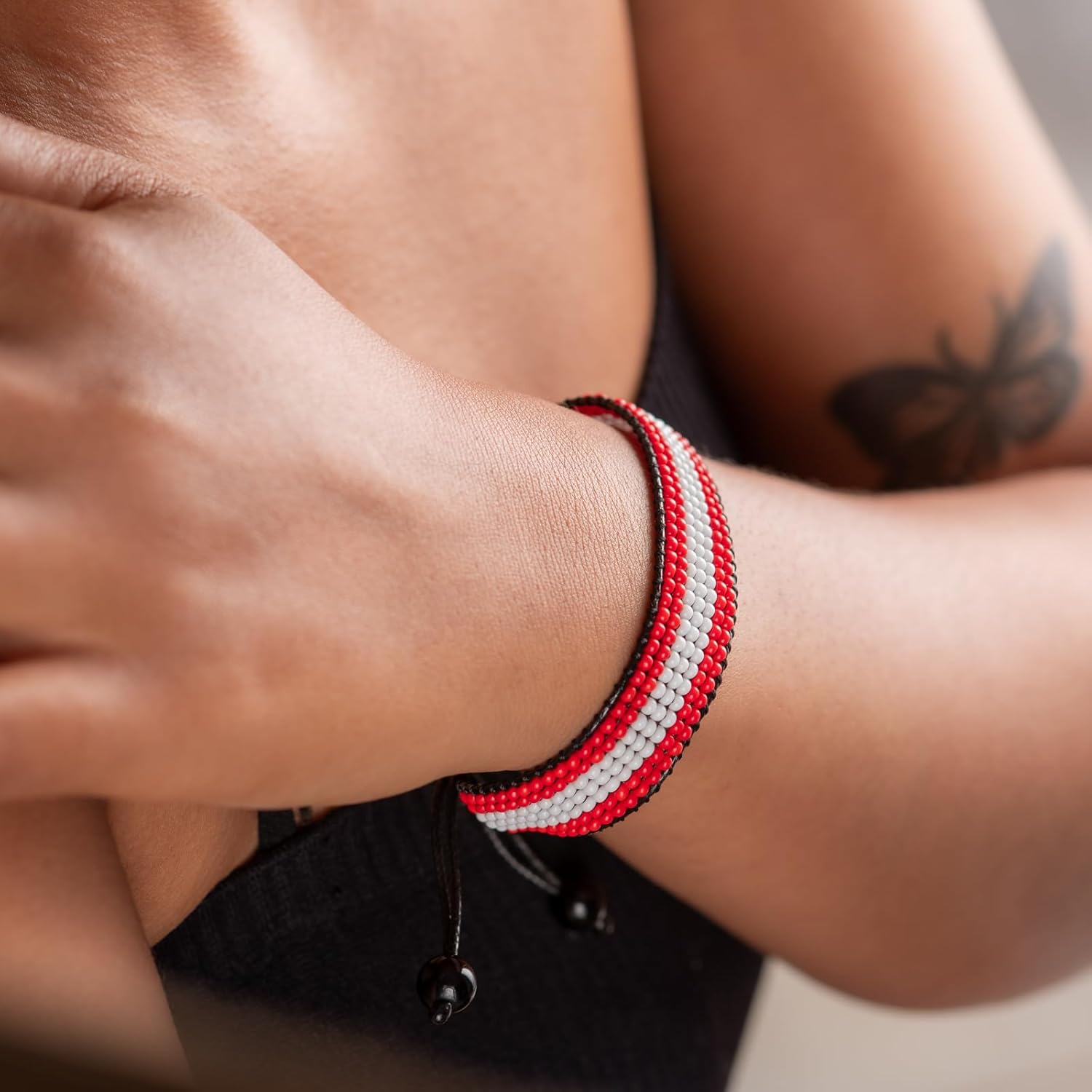 Austria Flag Bracelet:  Handmade, Adjustable String Beaded Wristband