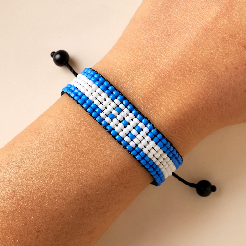 Honduras Flag Bracelet: Handmade Bracelet, Adjustable Beaded Wristband