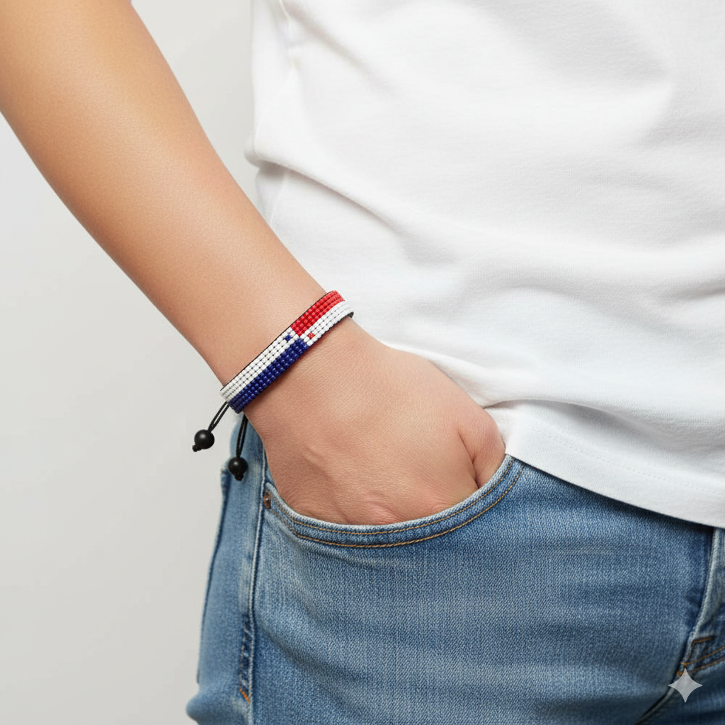 Panama Flag Bracelet: Handmade, Adjustable Beaded Boho-Style with Patriotic Design